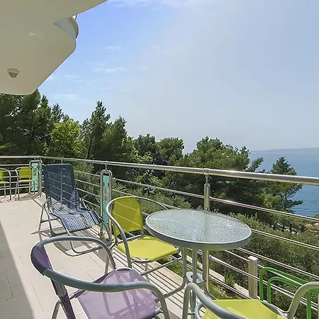2 Bedroom Awesome In Brela